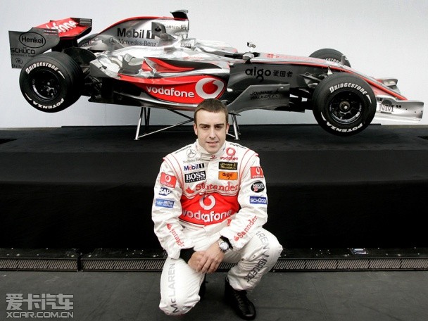 梅赛德斯鏖战迈凯伦，阿隆索扛起全队