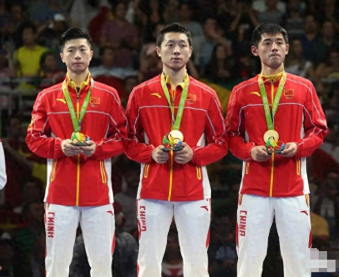 中国队轻取波兰队,张继科惊艳四座 中国队轻取波兰队,张继科惊艳四座